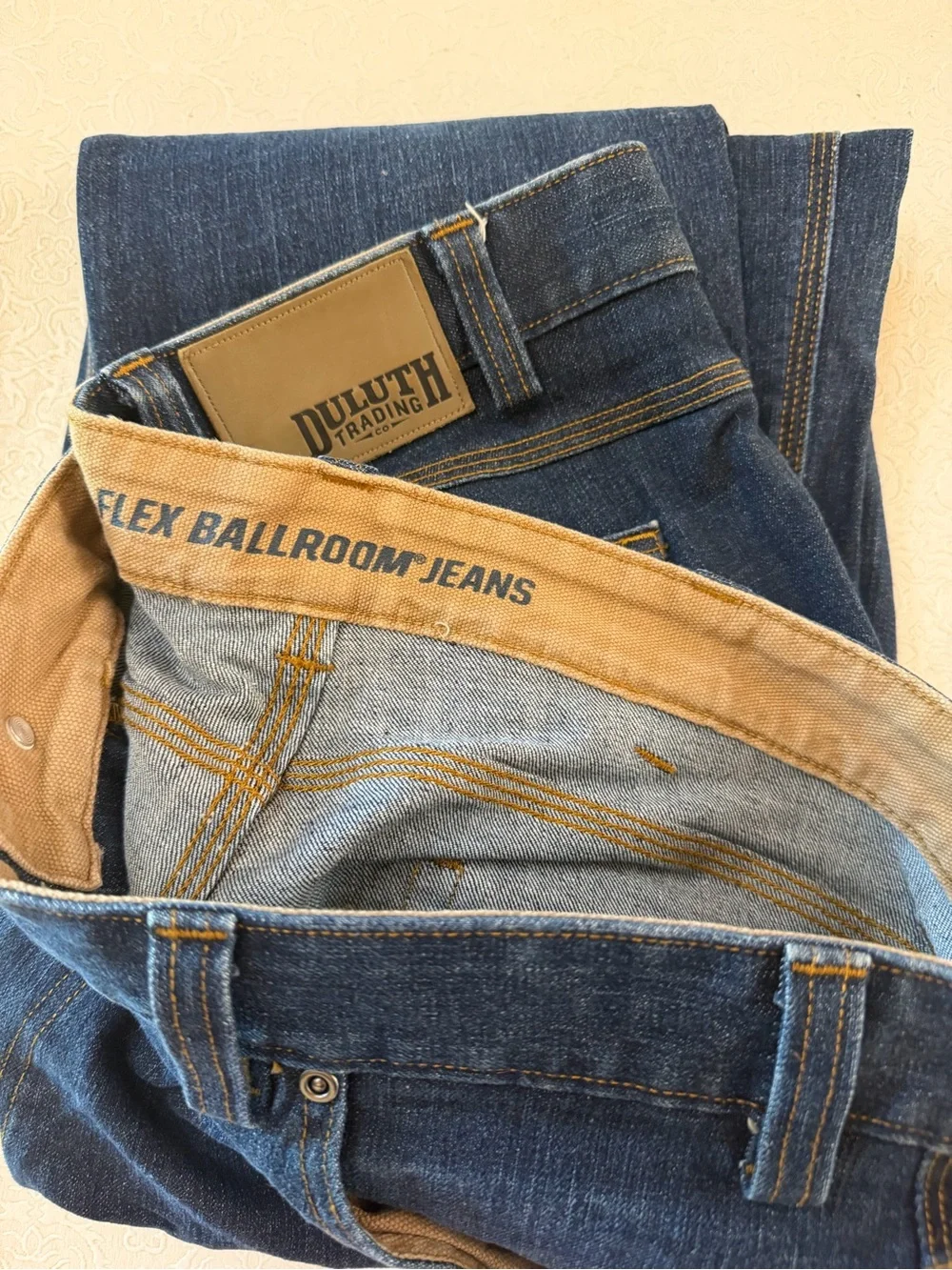 Duluth Trading Co Men's Dark Blue Relaxed Jeans